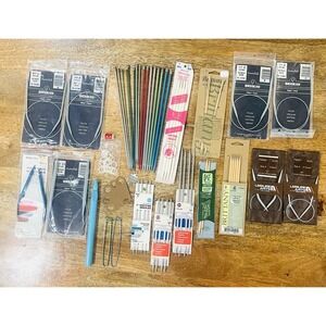 HUGE LOT OF VINTAGE KNITTING NEEDLES ALL SIZES